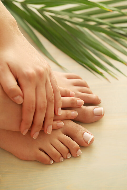 Infographic showing how Metanail Serum Pro works to improve nail and skin health – scam or legit?